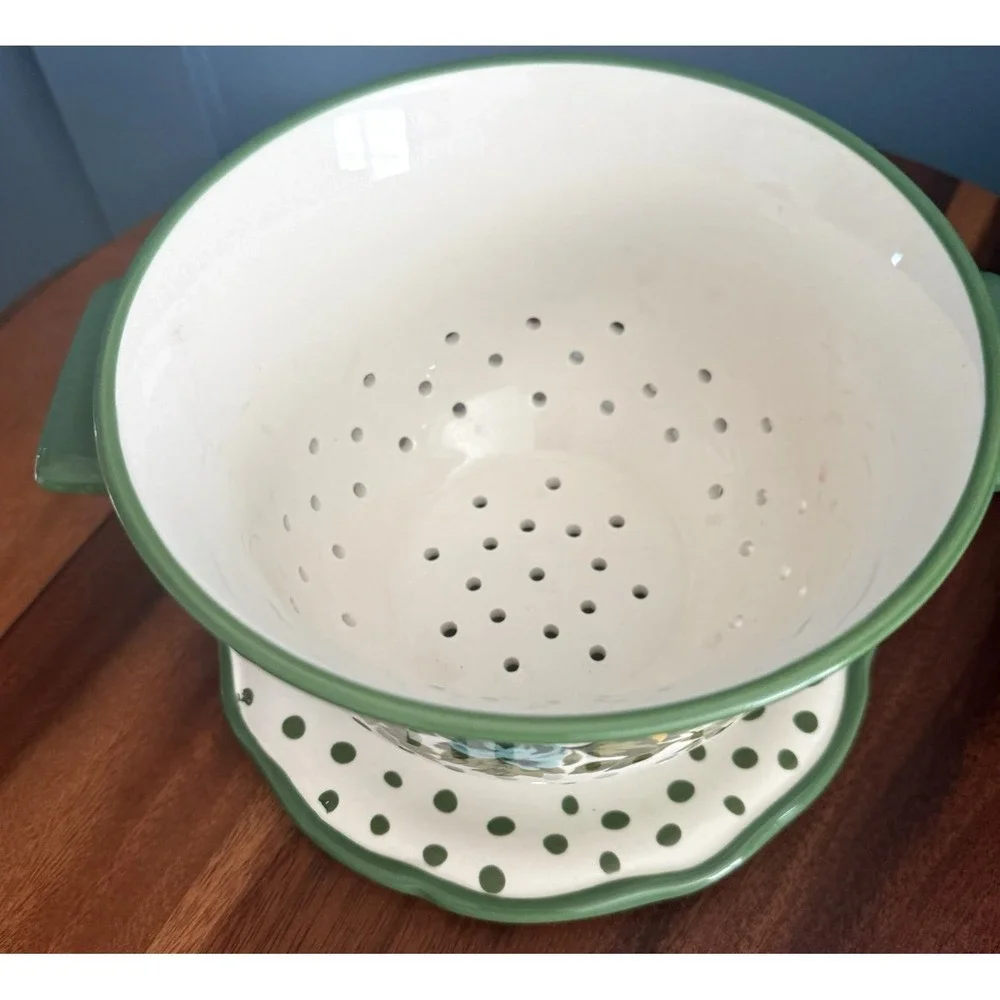 Pioneer Woman Rose Shadow Green Ceramic Berry Colander Strainer with Drip Plate